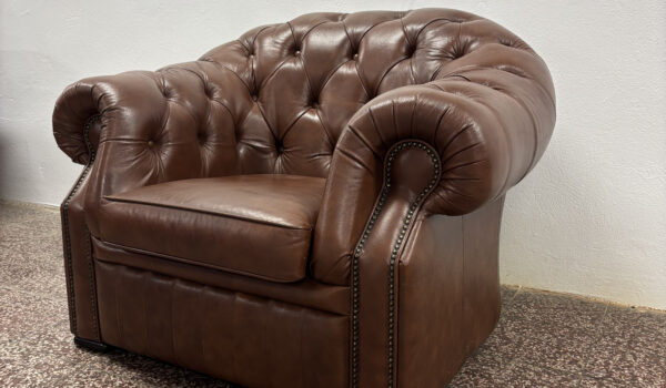 Brown-Chesterfield-12-600x350 Chesterfield
