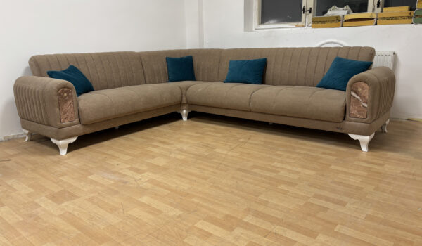 C2E4EAB6-C844-4FE0-AF5C-865E34144644-600x350 Nábytok