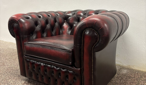 Chesterfield-dvojfarebna-1-600x350 Chesterfield