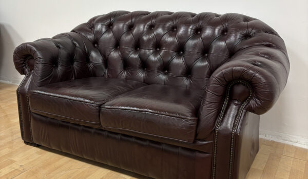 DARK-BROWN-CHESTERFIELD-3-600x350 Chesterfield