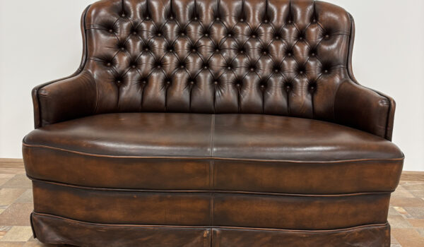 DOUBLE-BROWN-CHESTERFIELD-7-600x350 Chesterfield