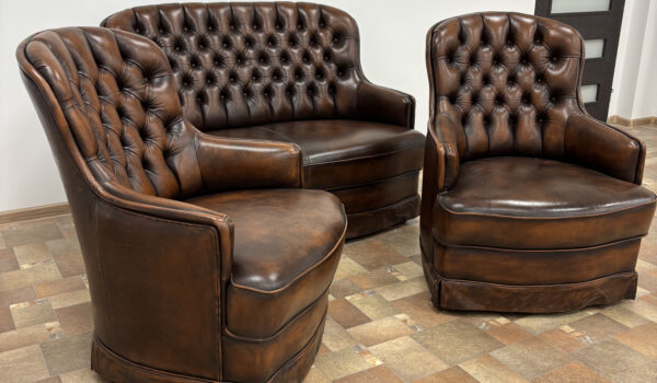 DOUBLE-BROWN-CHESTERFIELD-8-600x350 Chesterfield