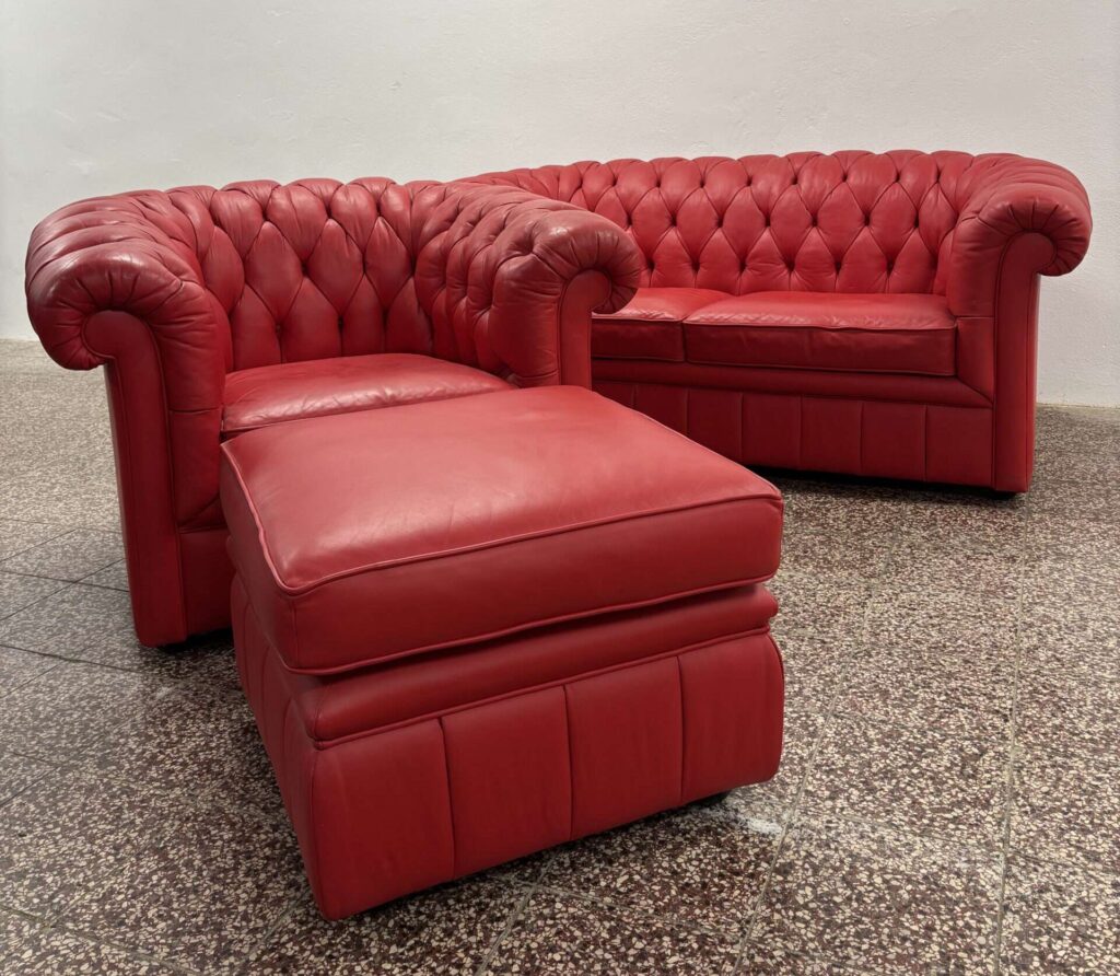 Red-Chesterfield-5-scaled-e1741866902738-1024x892 Chesterfield
