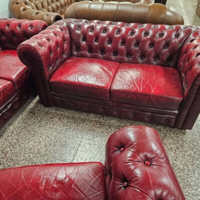 Chesterfield DARK RED